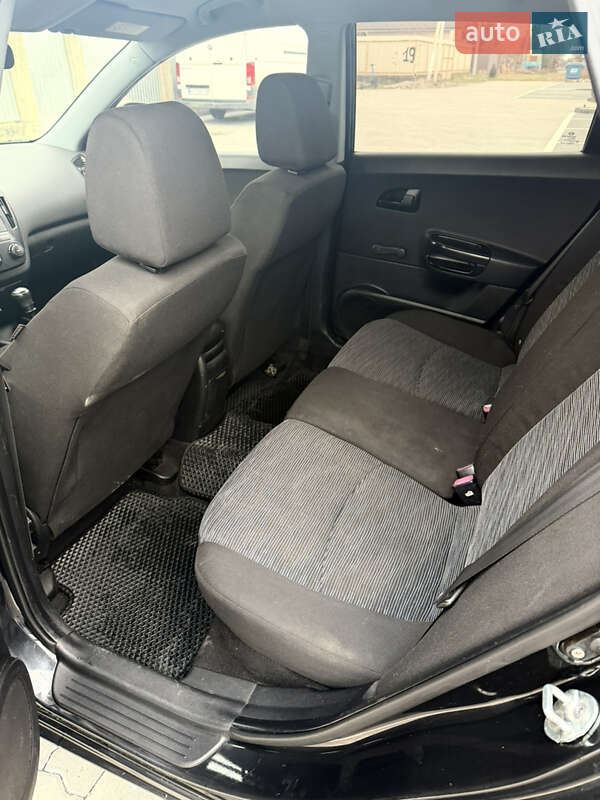 Хэтчбек Kia Ceed 2007 в Ужгороде