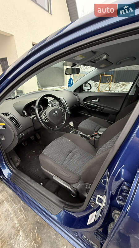 Универсал Kia Ceed 2007 в Горохове