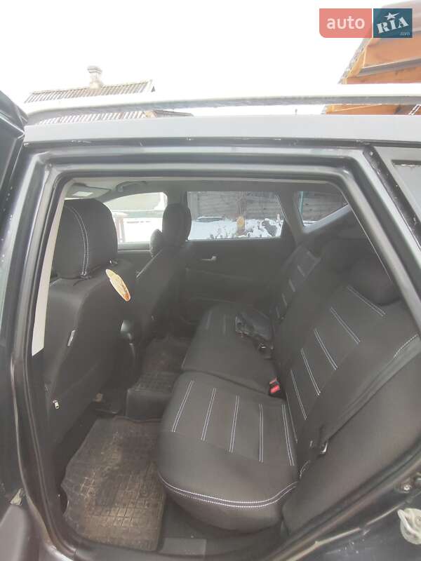 Универсал Kia Ceed 2011 в Великой Александровке фото 9 Универсал Kia Ceed 2011 в Великой Александровке