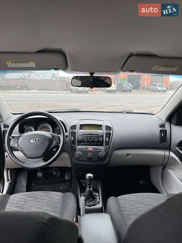 Хетчбек Kia Ceed 2008 в Одесі