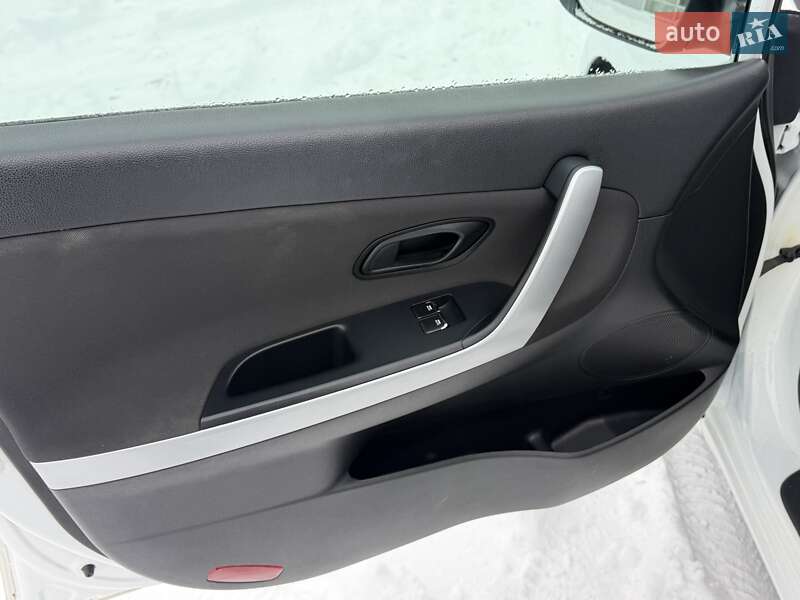 Хэтчбек Kia Ceed 2016 в Киеве