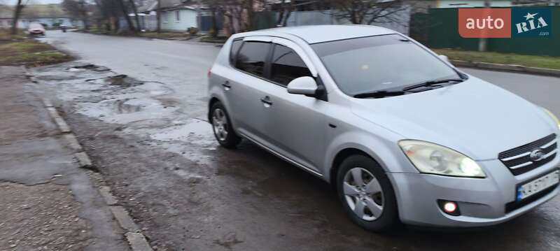 Хэтчбек Kia Ceed 2008 в Прилуках фото 12 Хэтчбек Kia Ceed 2008 в Прилуках