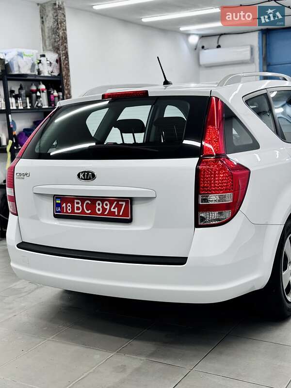 Универсал Kia Ceed 2013 в Стрые