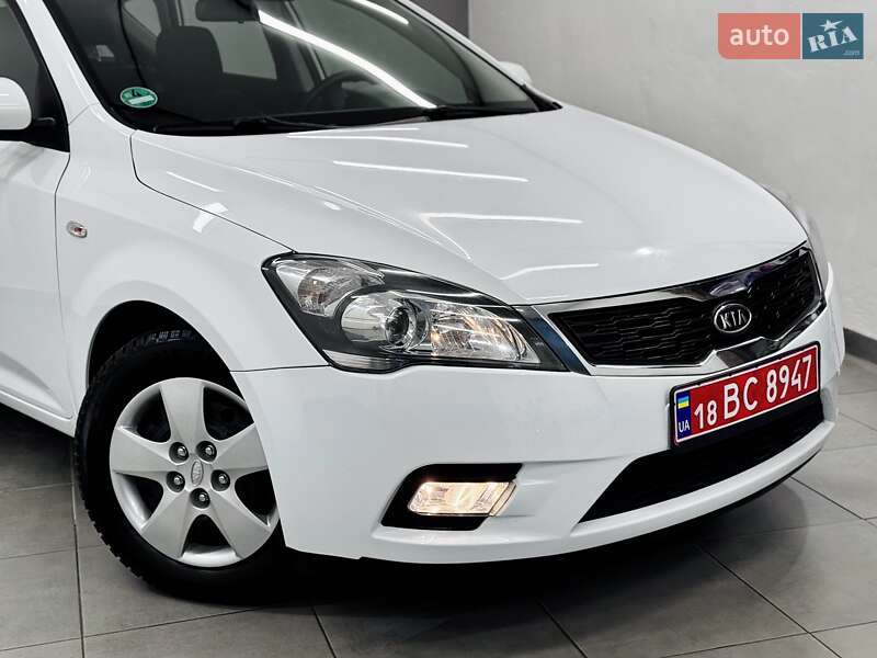 Универсал Kia Ceed 2013 в Стрые
