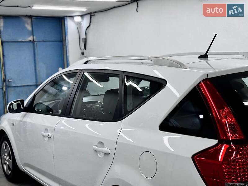 Универсал Kia Ceed 2013 в Стрые