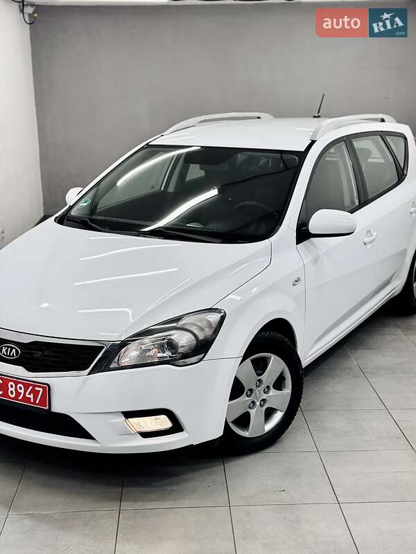 Универсал Kia Ceed 2013 в Стрые
