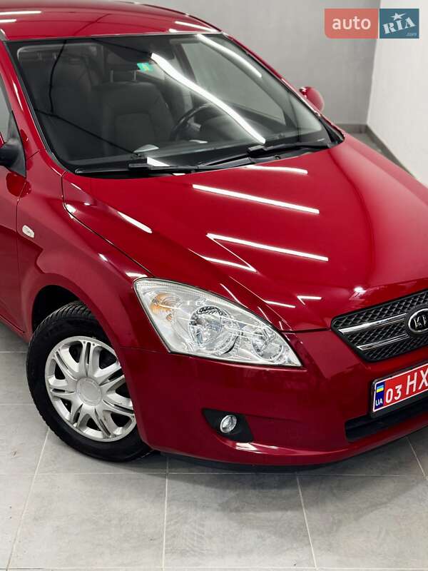 Хетчбек Kia Ceed 2007 в Стрию