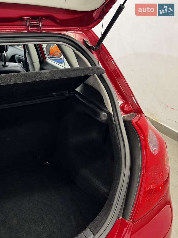 Хетчбек Kia Ceed 2007 в Стрию