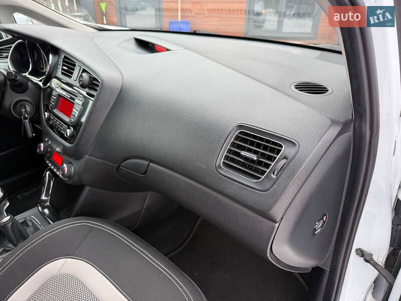 Универсал Kia Ceed 2013 в Стрые