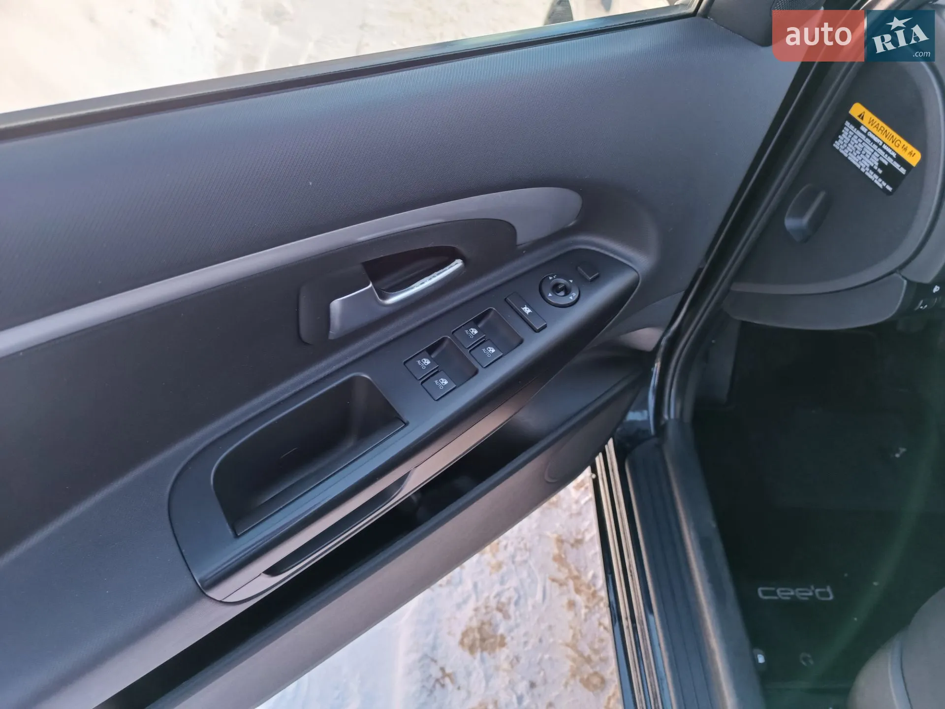2010 Kia Cee'd - мініатюра 12