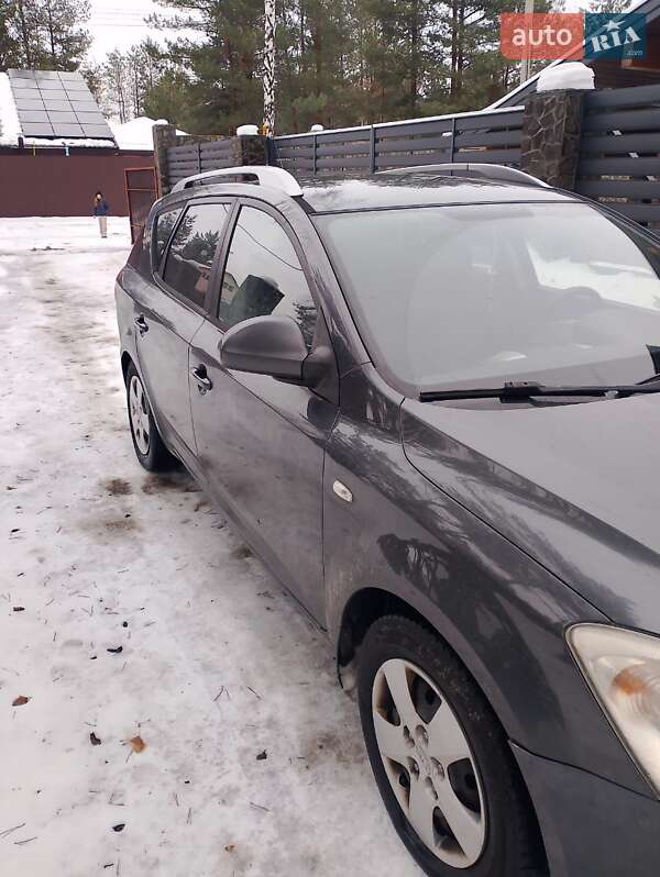 Універсал Kia Ceed 2009 в Пилиповичах фото 2 Універсал Kia Ceed 2009 в Пилиповичах