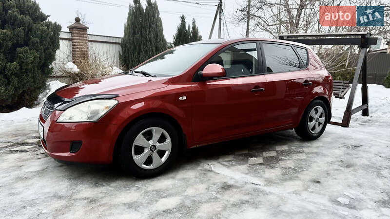 Хэтчбек Kia Ceed 2007 в Киеве фото 10 Хэтчбек Kia Ceed 2007 в Киеве