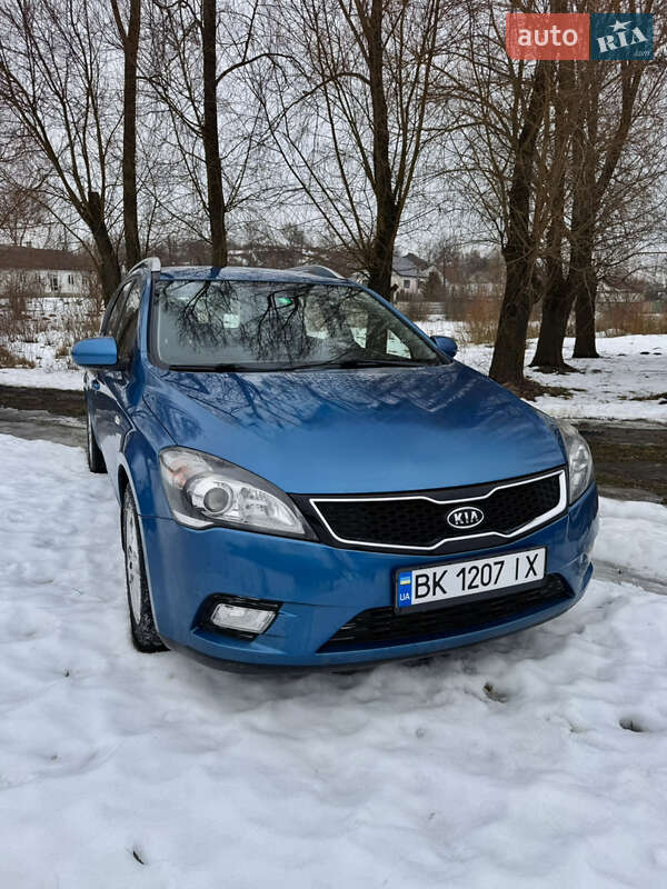 Універсал Kia Ceed 2012 в Острозі фото Універсал Kia Ceed 2012 в Острозі