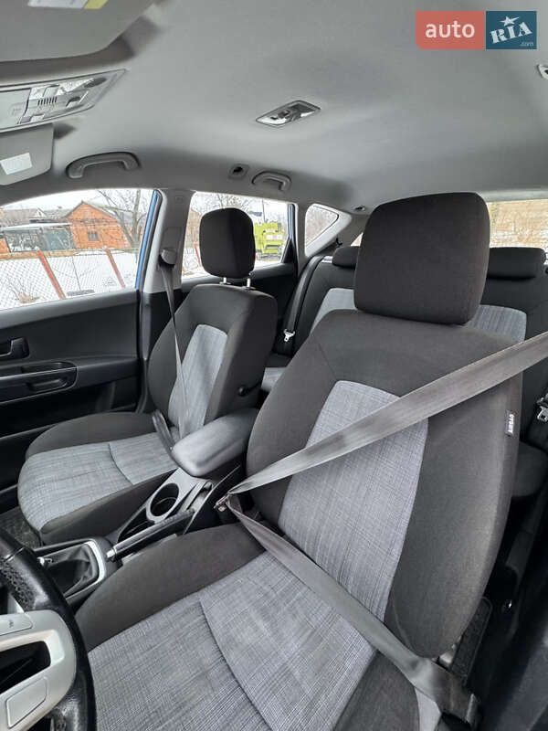 Універсал Kia Ceed 2012 в Острозі фото 18 Універсал Kia Ceed 2012 в Острозі