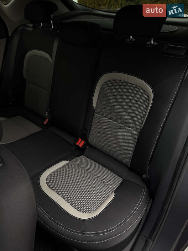 Хетчбек Kia Ceed 2013 в Києві