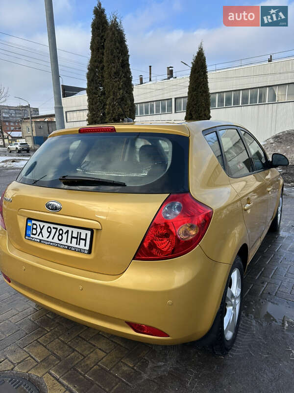 Хетчбек Kia Ceed 2007 в Хмельницькому фото 4 Хетчбек Kia Ceed 2007 в Хмельницькому