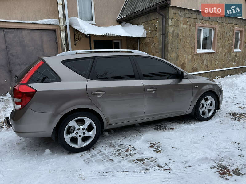 Універсал Kia Ceed 2012 в Ніжині