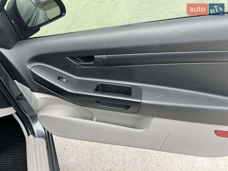 Універсал Kia Ceed 2007 в Запоріжжі