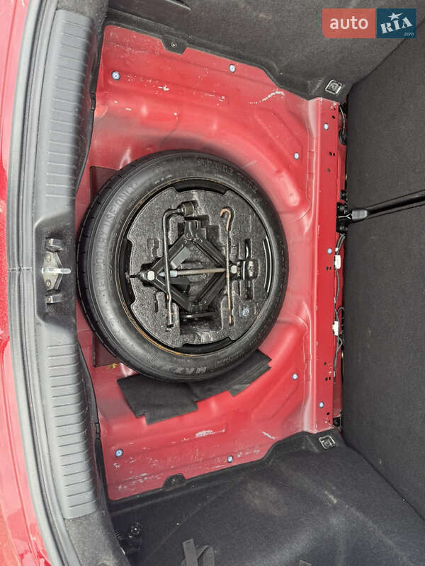 Хэтчбек Kia Ceed 2016 в Перемышлянах фото 16 Хэтчбек Kia Ceed 2016 в Перемышлянах