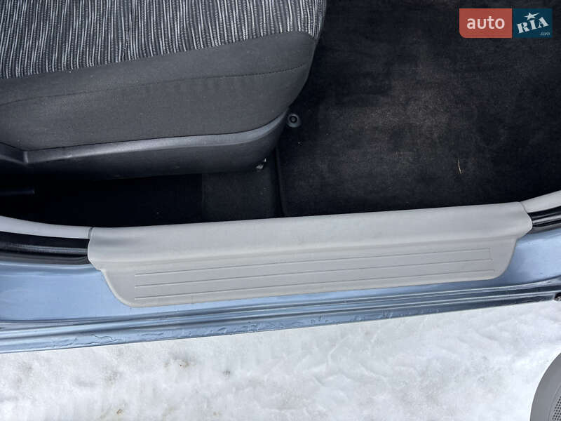 Хэтчбек Kia Ceed 2008 в Хороле фото 38 Хэтчбек Kia Ceed 2008 в Хороле