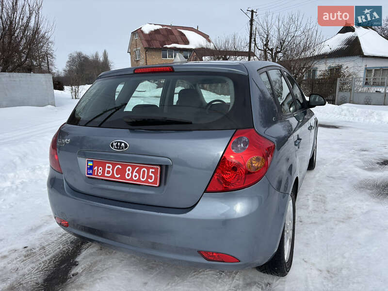 Хэтчбек Kia Ceed 2008 в Хороле фото 53 Хэтчбек Kia Ceed 2008 в Хороле