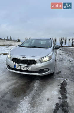 Хэтчбек Kia Ceed 2012 в Виннице