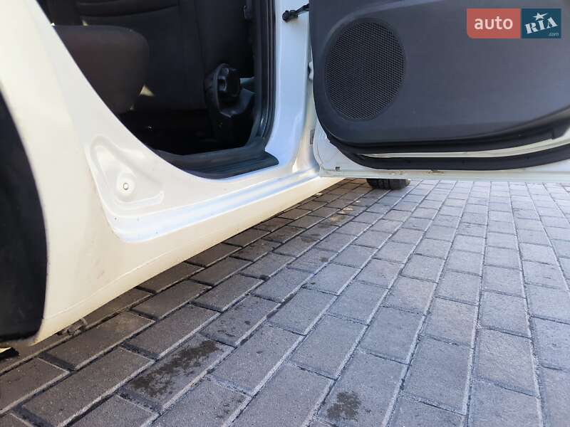 Универсал Kia Ceed 2011 в Львове