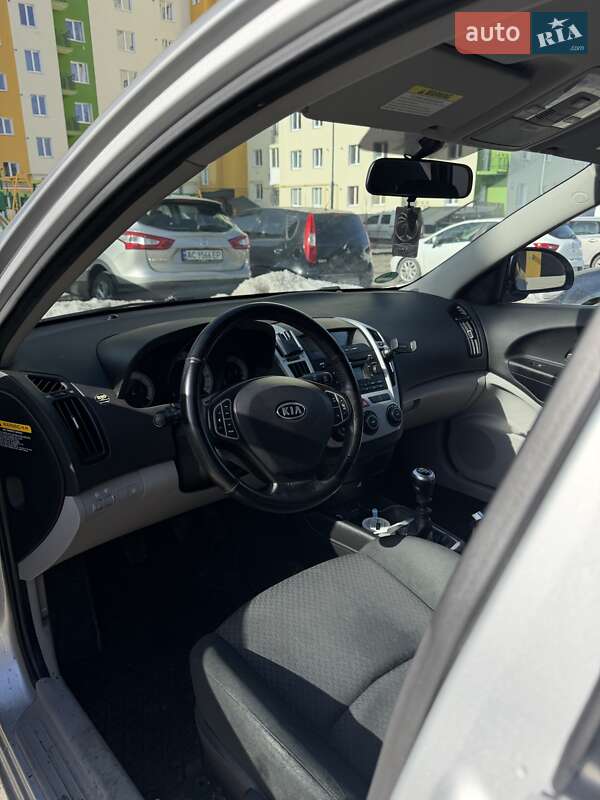 Універсал Kia Ceed 2008 в Луцьку