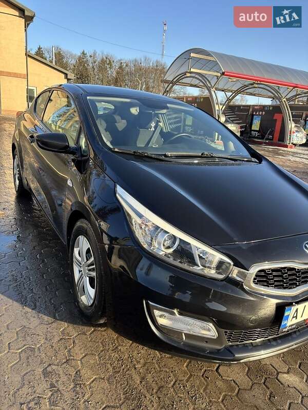 Хетчбек Kia Ceed 2013 в Жашківу
