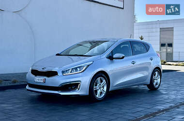 Хэтчбек Kia Ceed 2016 в Луцке