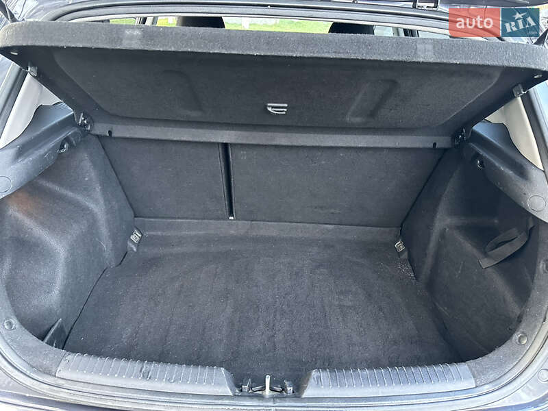 Хэтчбек Kia Ceed 2013 в Киеве фото 54 Хэтчбек Kia Ceed 2013 в Киеве