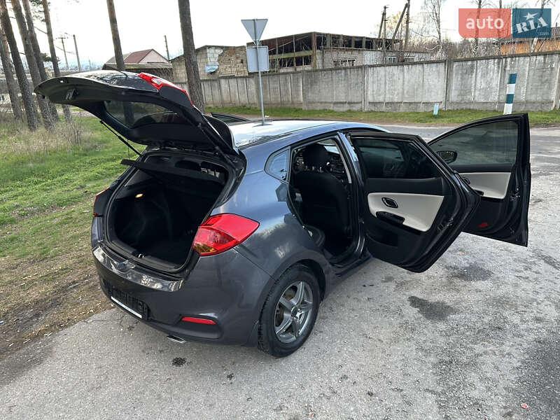 Хэтчбек Kia Ceed 2013 в Киеве фото 66 Хэтчбек Kia Ceed 2013 в Киеве