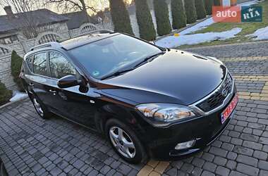 Универсал Kia Ceed 2012 в Луцке