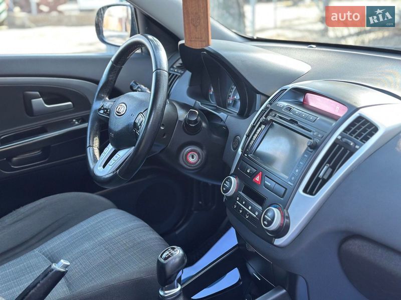 Універсал Kia Ceed 2009 в Вінниці