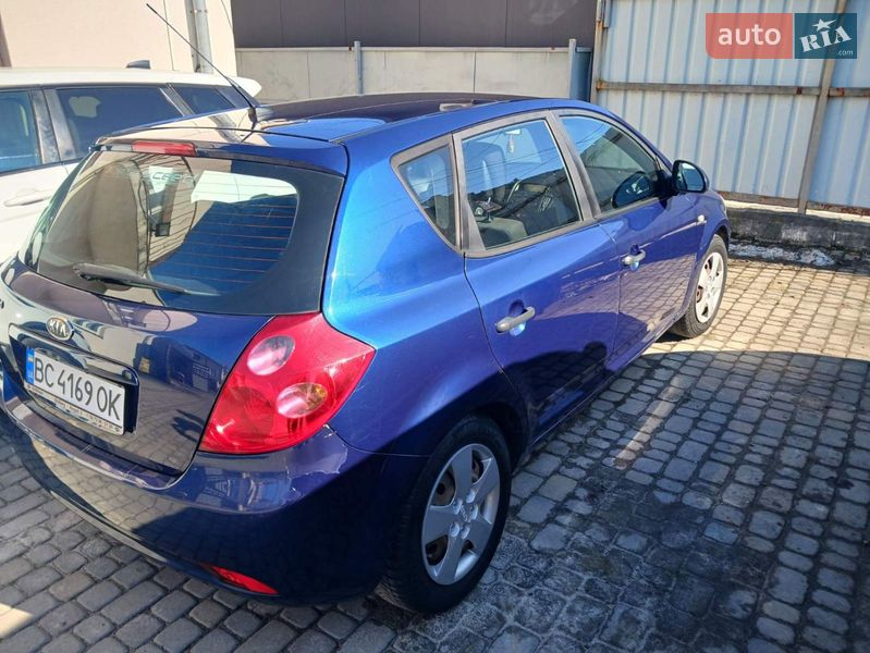 Хетчбек Kia Ceed 2007 в Львові