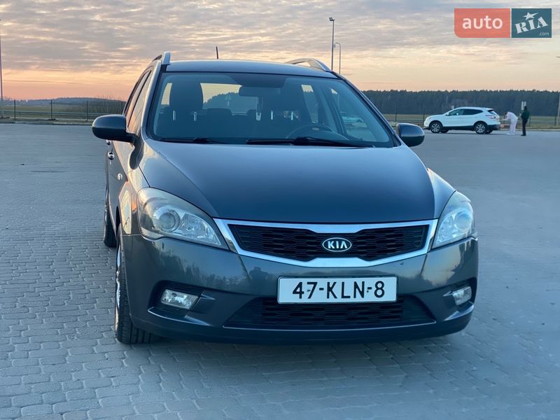 Универсал Kia Ceed 2010 в Радивилове