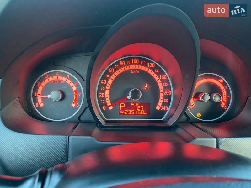 Универсал Kia Ceed 2010 в Радивилове