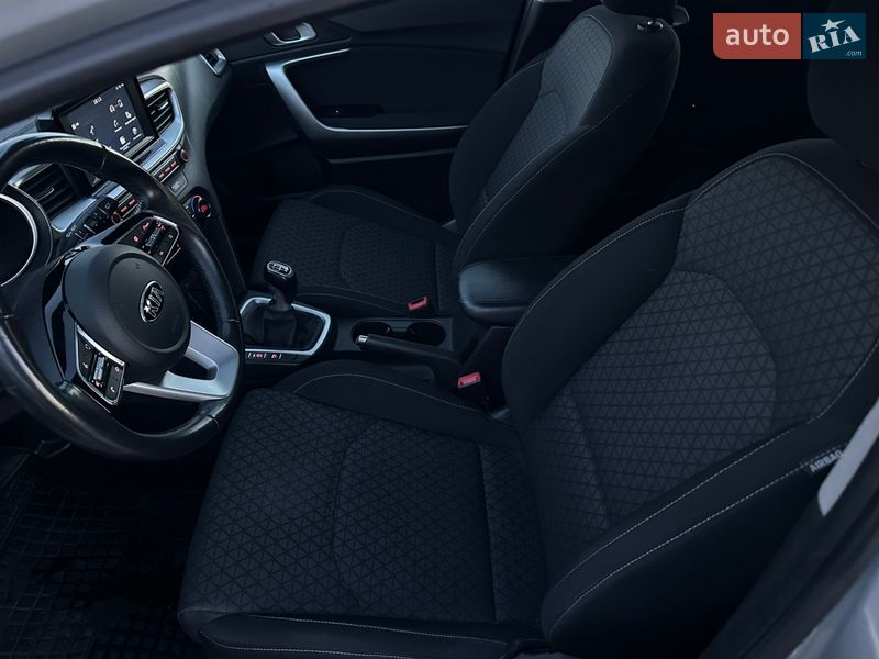 Универсал Kia Ceed 2018 в Луцке