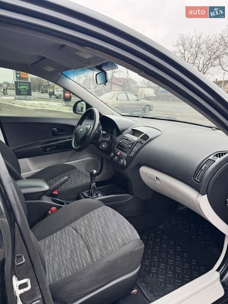 Хетчбек Kia Ceed 2008 в Одесі