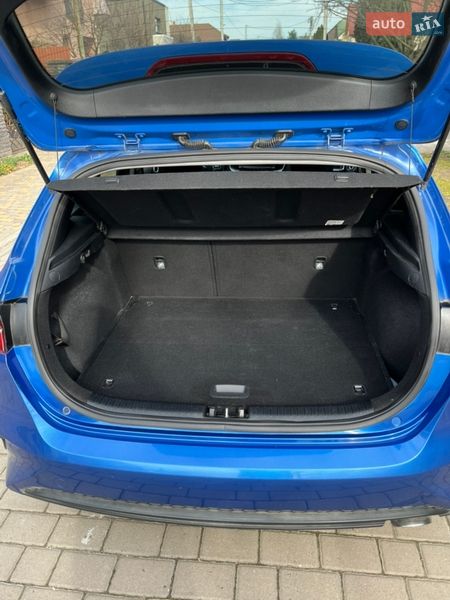Хэтчбек Kia Ceed 2019 в Ужгороде