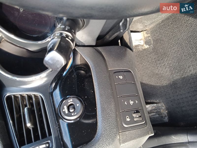 Хэтчбек Kia Ceed 2012 в Львове