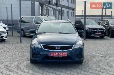 Универсал Kia Ceed 2012 в Мукачево