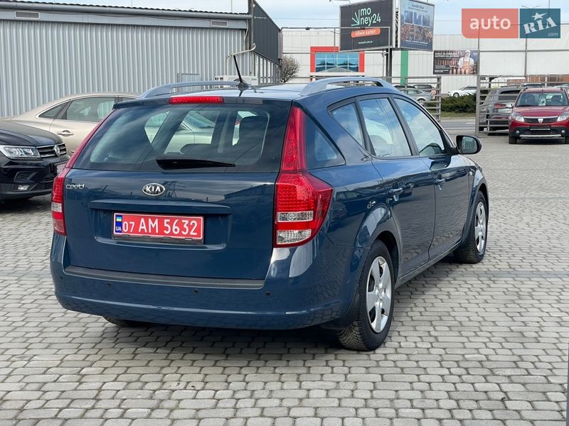 Універсал Kia Ceed 2012 в Мукачевому