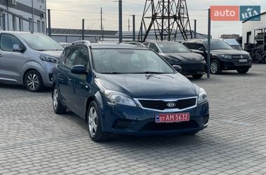 Универсал Kia Ceed 2012 в Мукачево