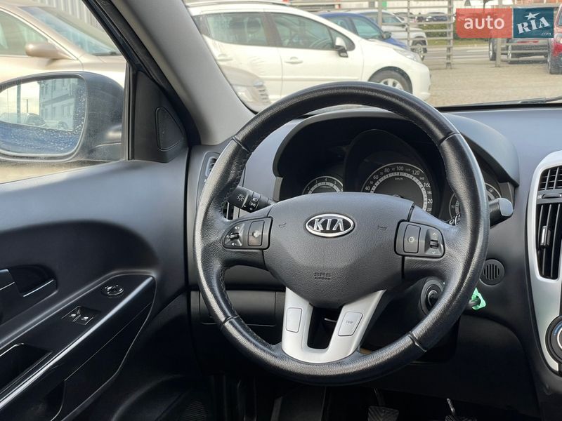 Універсал Kia Ceed 2012 в Мукачевому