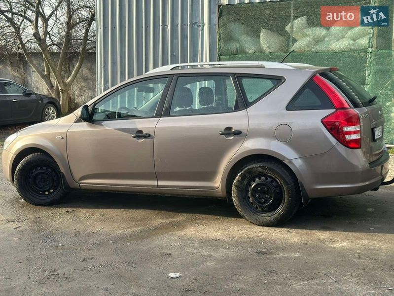 Универсал Kia Ceed 2009 в Киеве