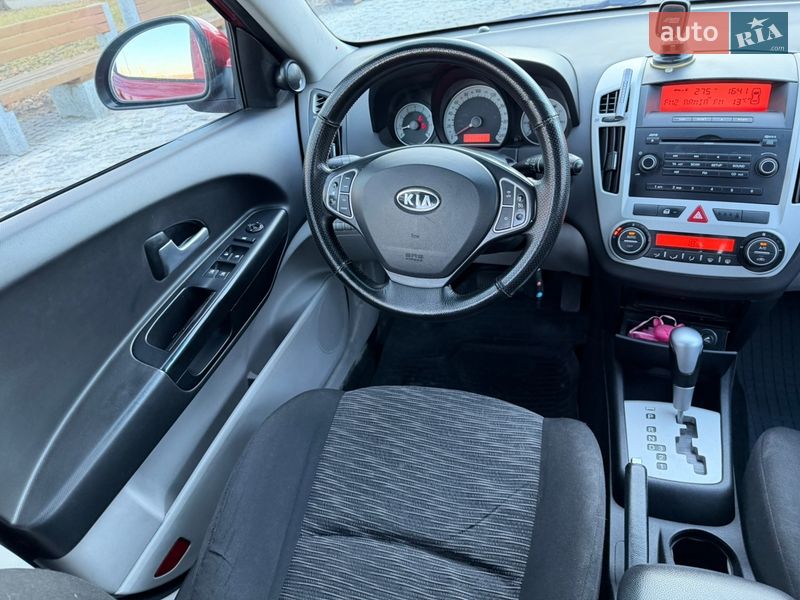 Универсал Kia Ceed 2008 в Киеве