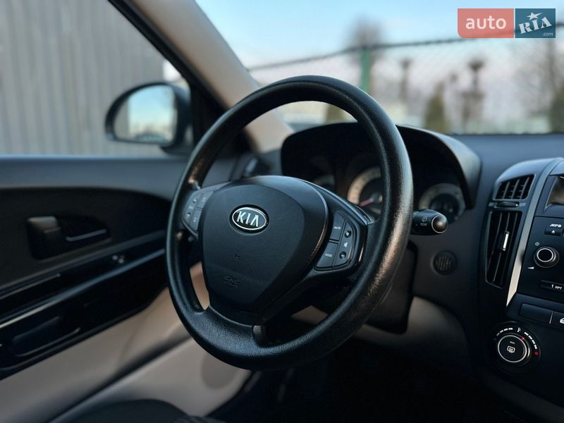 Хетчбек Kia Ceed 2008 в Вінниці