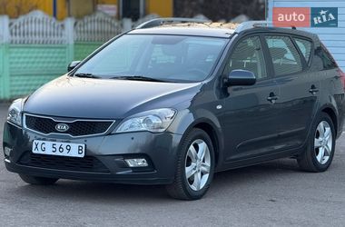 Универсал Kia Ceed 2012 в Дубно