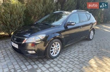 Универсал Kia Ceed 2010 в Самборе